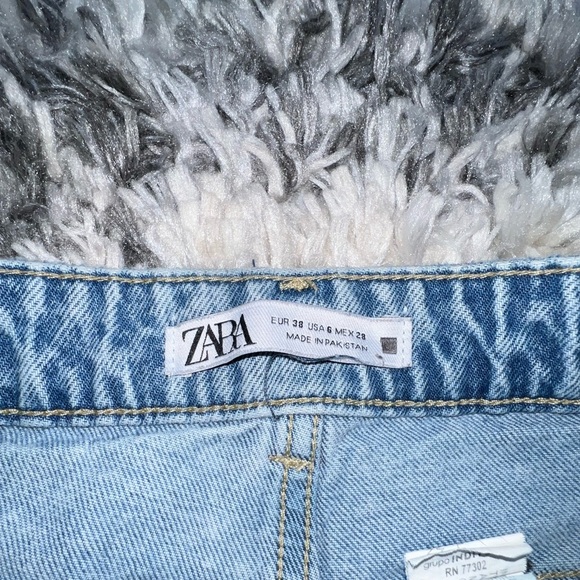 Zara Blue Denim Jeans - Picture 5 of 6